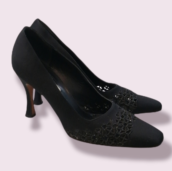 Vera Wang Black Satin & Beaded Heels Shoes… - Picture 1 of 11